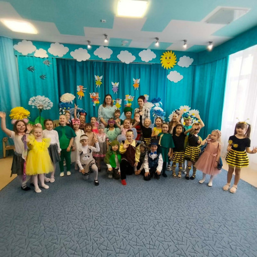 🧚🎶Сегодня в нашем детском саду состоялся мюзикл "Дюймовочка на современный лад" под руководством музыкального руководителя Ильясовой Камили Олиюловны и педагога по хореографии Китайкиной Галины Алексеевны.